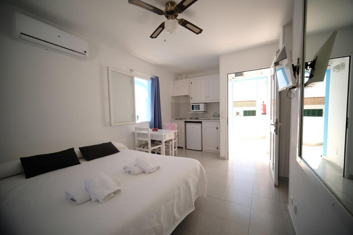 Estel Blanc Apartments - Adults Only Cala'N Blanes  Buitenkant foto